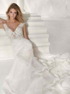 Abito da sposa Nicole collezione 2019 stile sirena Art. NIAB19017