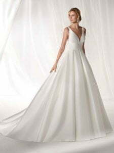 Abito da sposa Art. NIAB19038 Nicole stile ampio semplice 